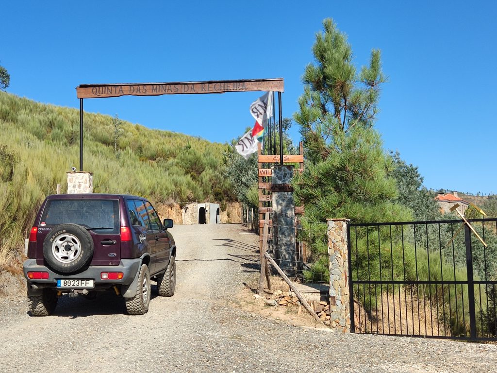 Entrada da Quinta das Minas da Recheira